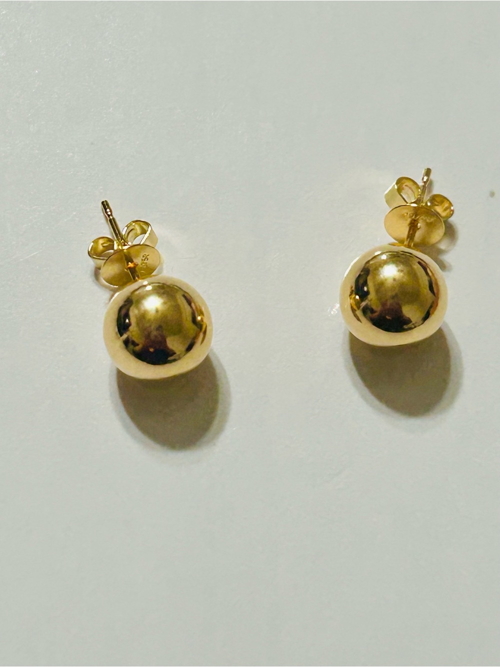 K18 Gold Ball Stud Earrings - Classic Women's Jewelry